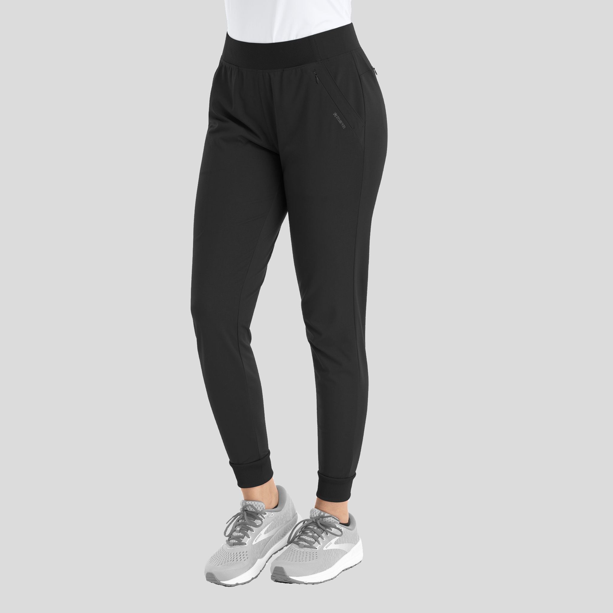 Maevn_Focus_60302_Black_front