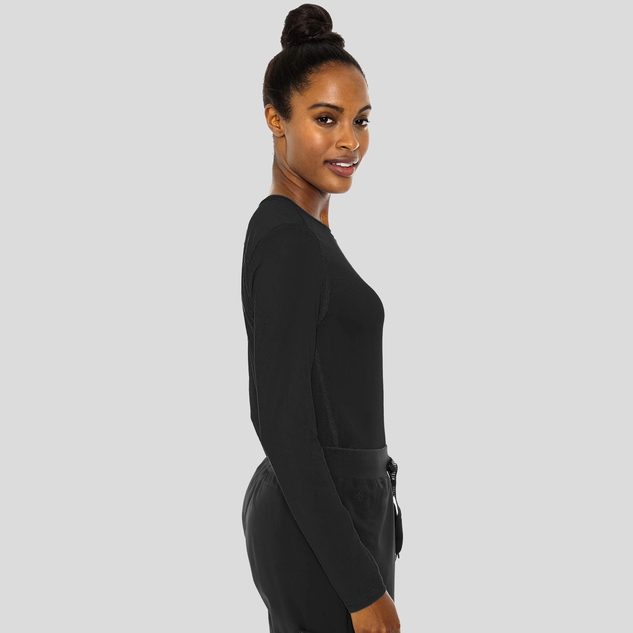 MedCouture_Layer_8499_black_right